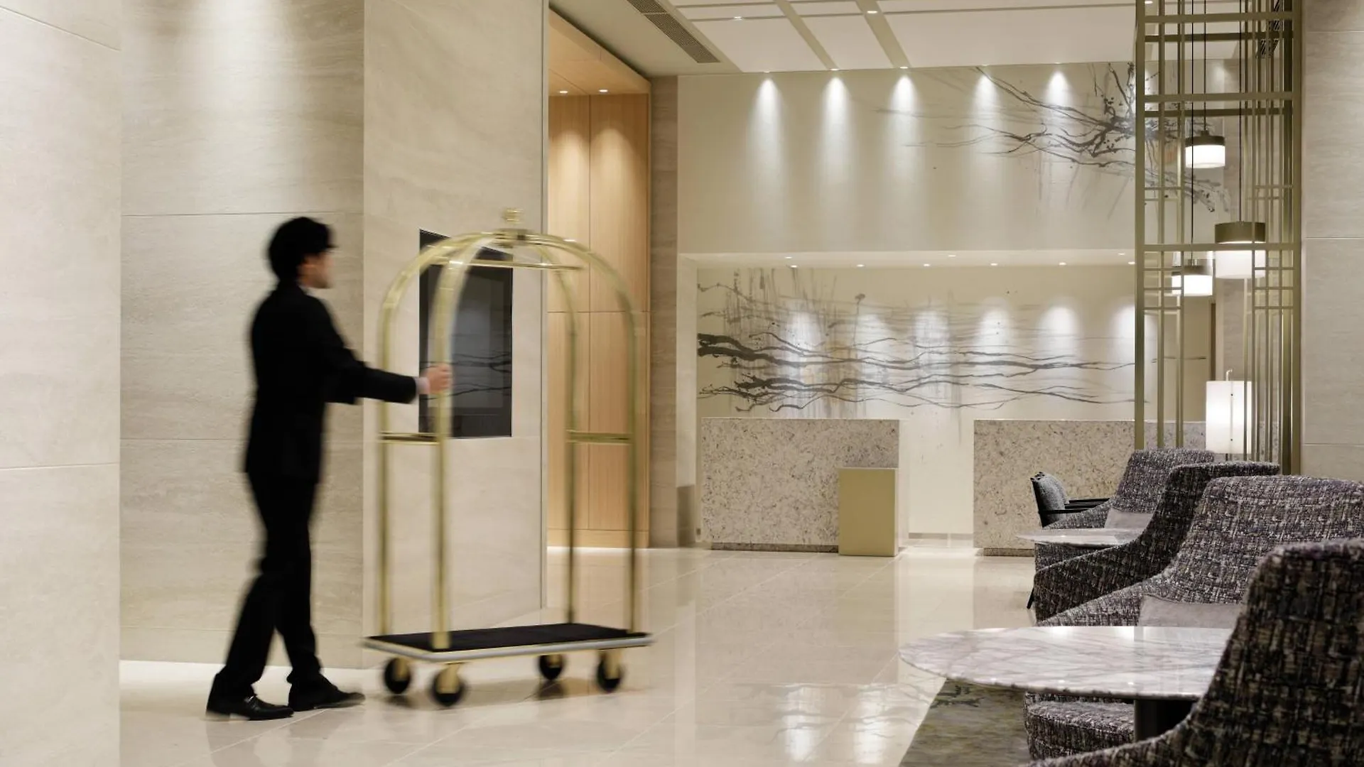 Courtyard By Marriott Osaka Honmachi Hotel