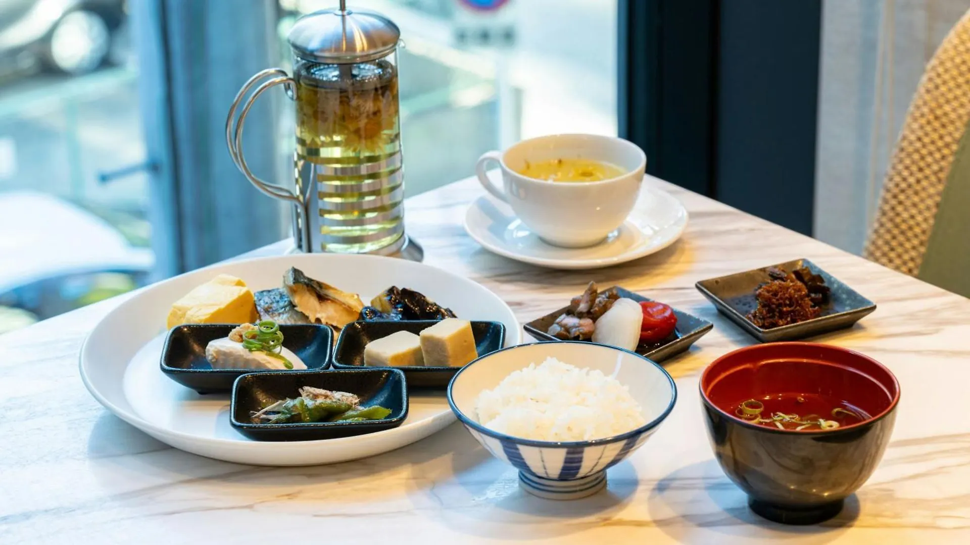 Hotel Courtyard By Marriott Osaka Honmachi